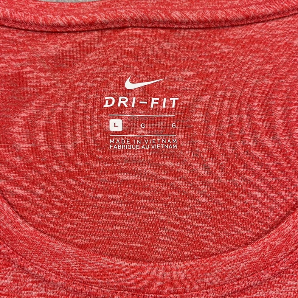 Nike Dri-Fit t-shirt - Picture 3 of 4